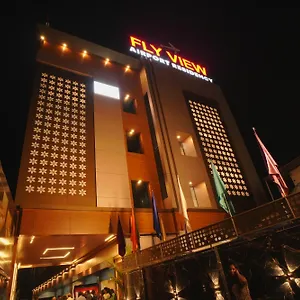 fly-view-airport-residency.hotels-alappuzha.com/